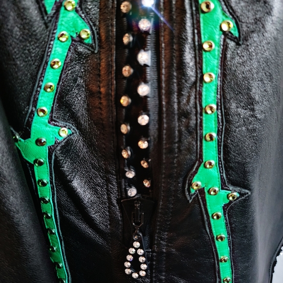 Kippy's Gorgeous Brand New Leather Motorcycle Jacket - Picture 13 of 17